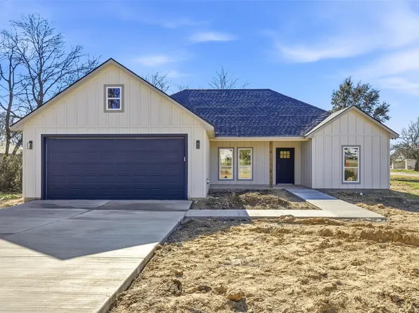 609 W Washington Ave, Whitney, TX 76692