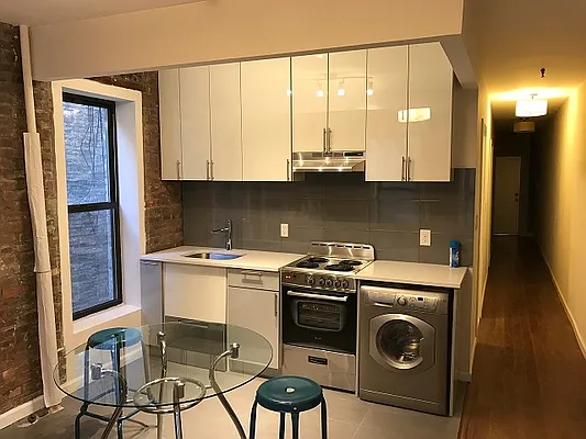 Rented by HIllside Parsons, LLC | media 31