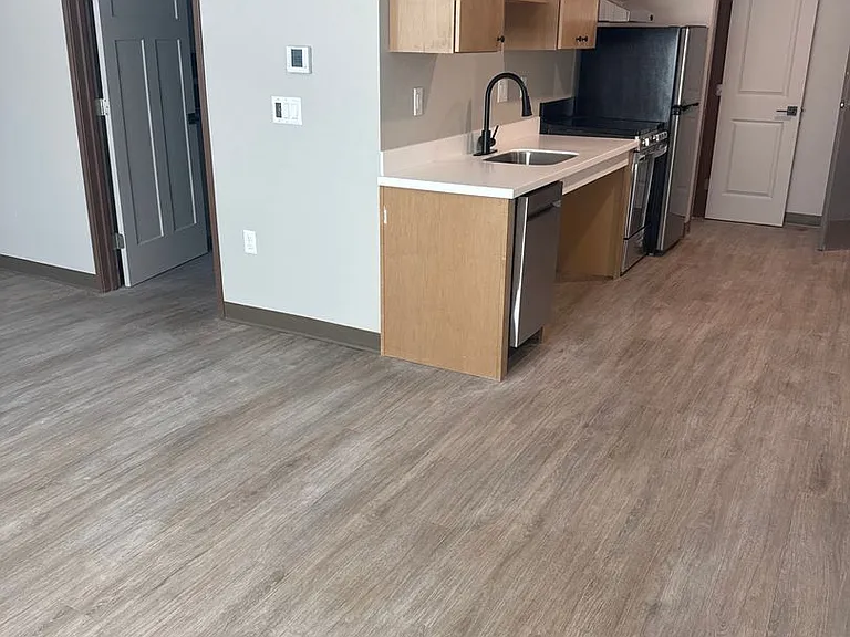 726 W Prospect Rd #117 — Photo 26
