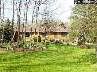 8037 State Route 305, Garrettsville, OH