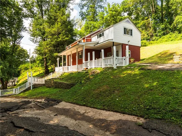 353 Rockaway Rd, Charleston, WV 25302