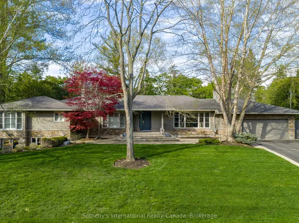 237 Burgundy Dr, Oakville, ON L6J 4G2