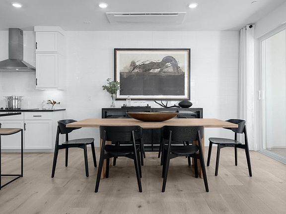 Cafe area of kitchen