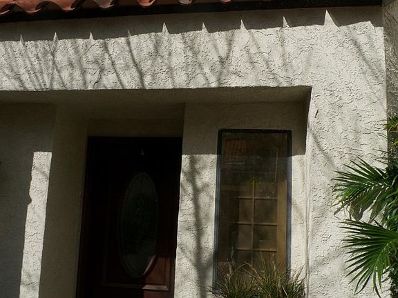 3rd image of 11718 Goshen Ave APT 4