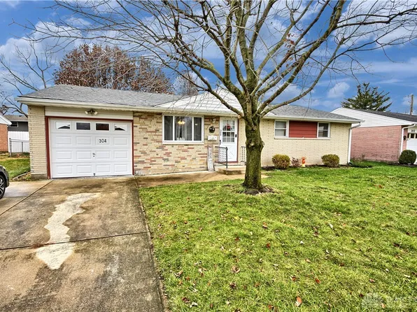 304 Zimmerman St, New Carlisle, OH 45344