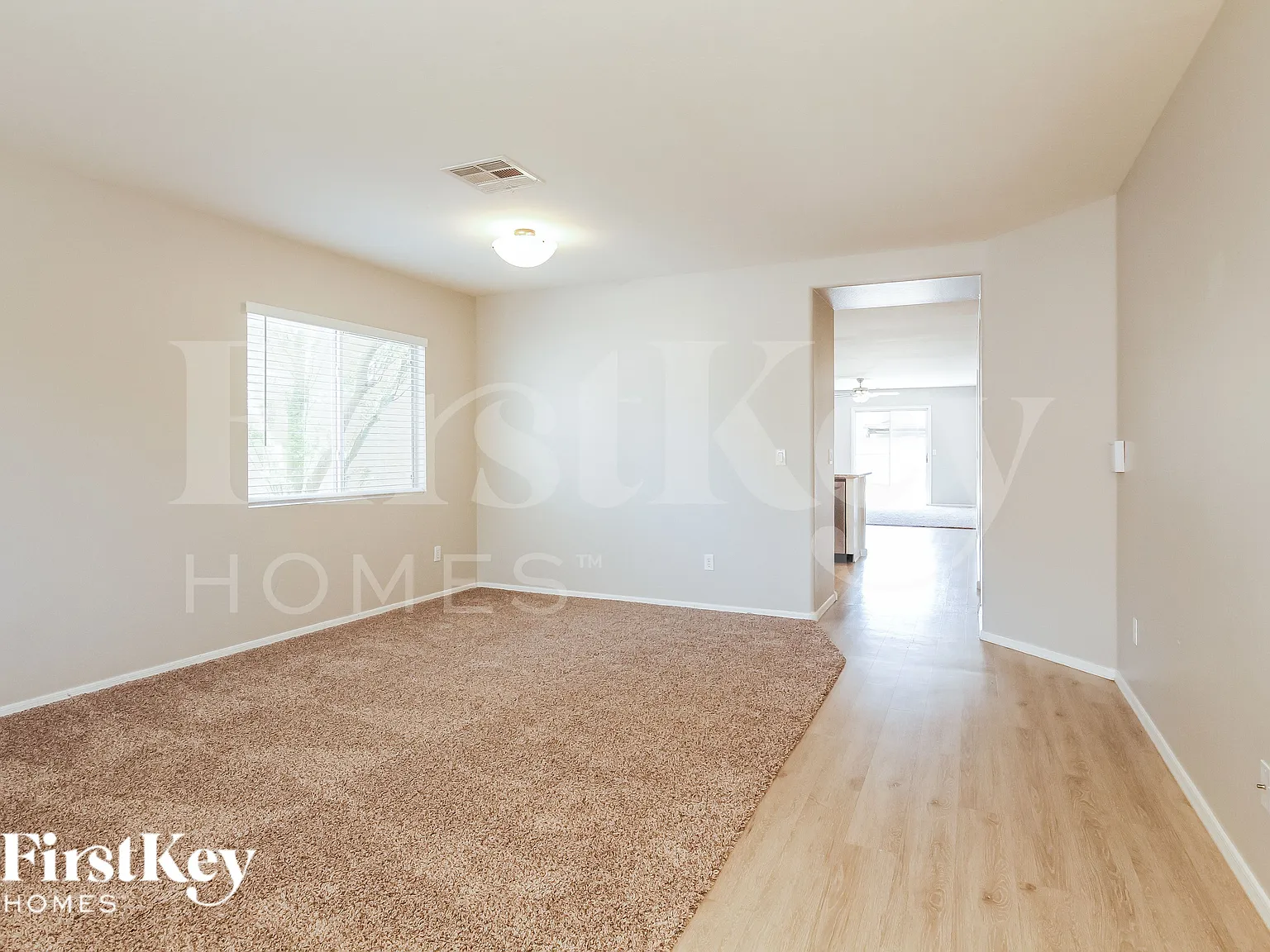 3 bed, 2.0 bath, 1714 sqft, $1,745 — Photo 3