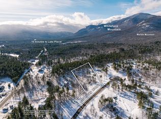 35 Rocky Ridge Ln, Wilmington, NY 12997