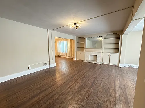 300 N Park Ave #1 Photo 1