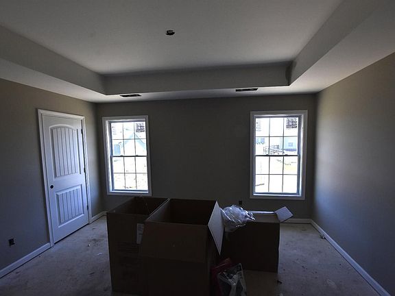 5th image of 609 McKala Dr