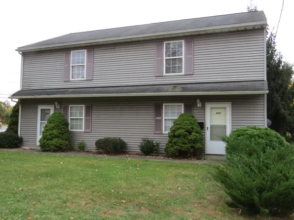 880 Elyria Ave, Amherst, OH 44001