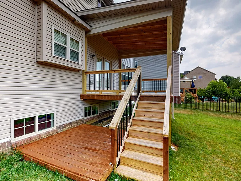 802 Urton Woods Way — Photo 42