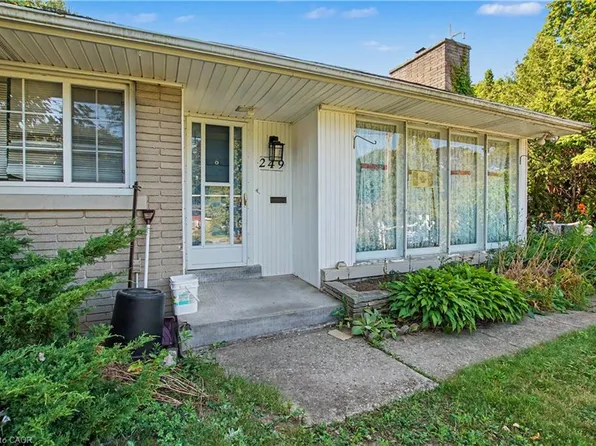 249 Woodhaven Rd, Kitchener, ON N2C 1V6