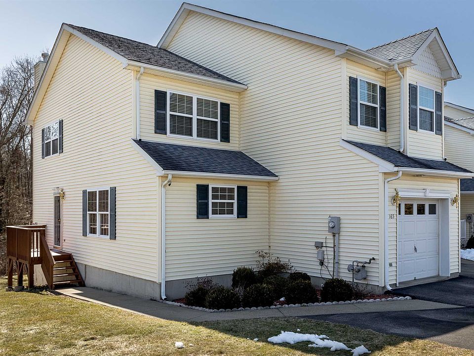 1st image of 165 Pinebrook Dr