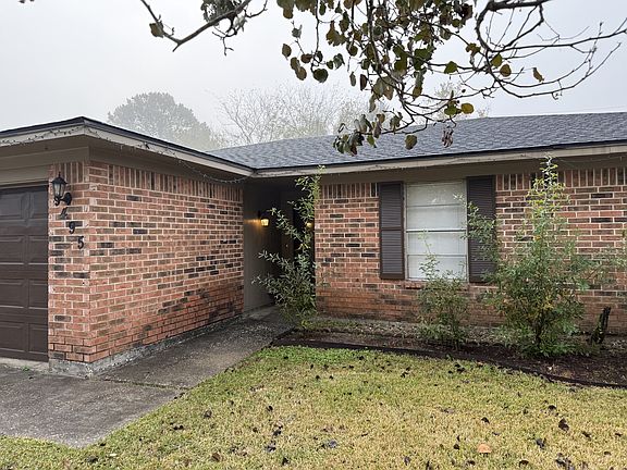 3rd image of 9495 Landis Dr