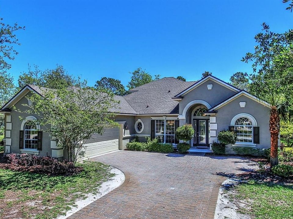 1st image of 6 N Village Dr