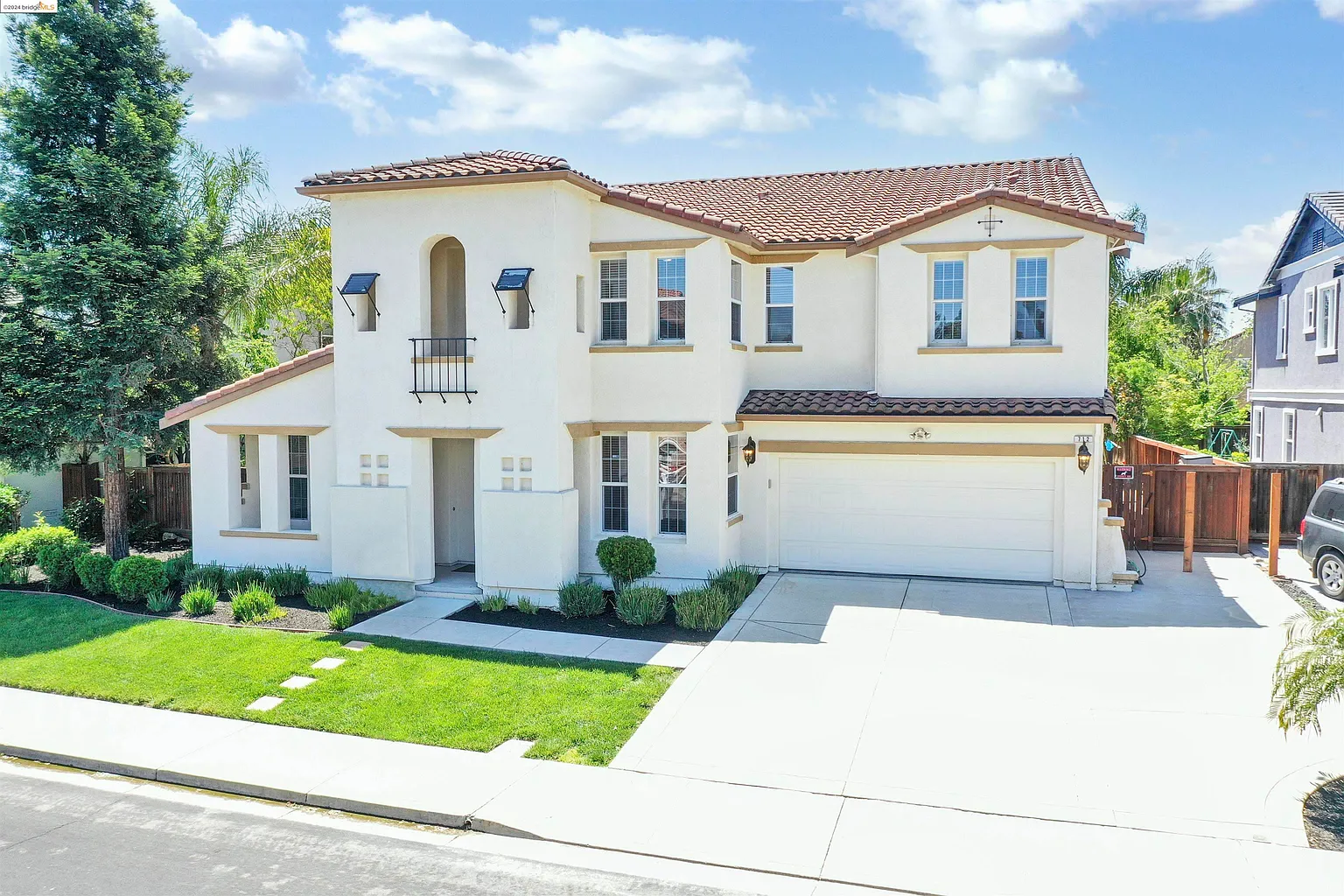 712 Marjoram Dr photo 1