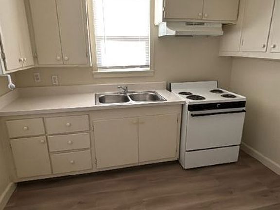 4th image of 78 Barnes Ln