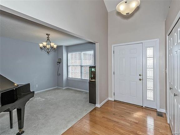 3rd image of 211 Bristol Dr