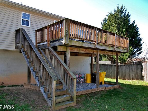 3rd image of 7781 Montgomery Mews Ct