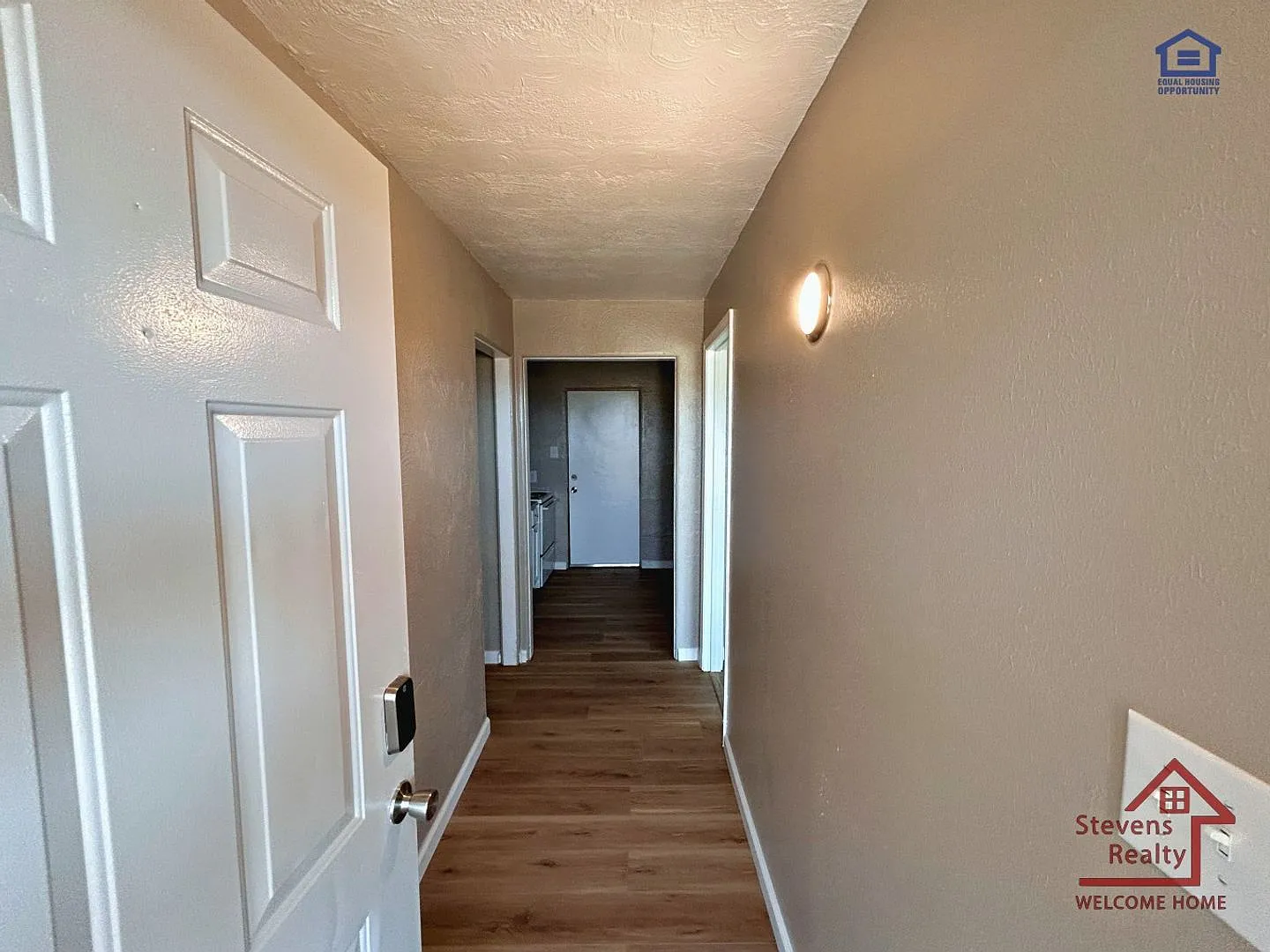 $200 off first months rent! Charming Duplex Living — Photo 3