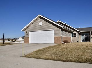 401 15th Ave NE #104, Sibley, IA 51249