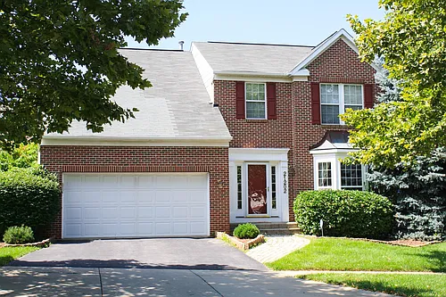 21202 Seneca Crossing Dr Photo 1