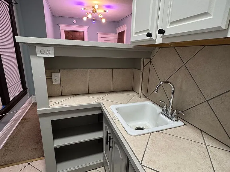 1338 Washtenaw Ave — Photo 10
