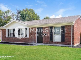 5215 Mount Blanc Rd, Louisville, KY 40216