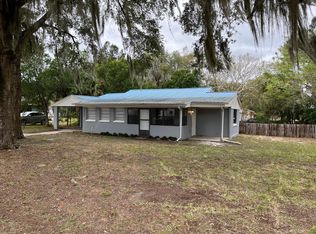 1525 Pennsylvania Ave, Eustis, FL 32726