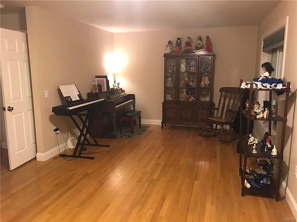 1st image of 4581 Shelby Ln
