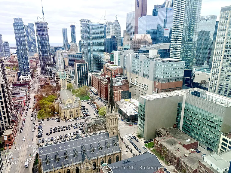 252 Church St #3512 — Photo 1