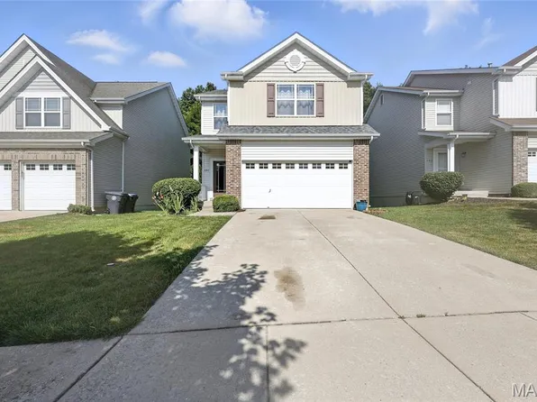497 Parkgate Dr, Lake Saint Louis, MO 63367