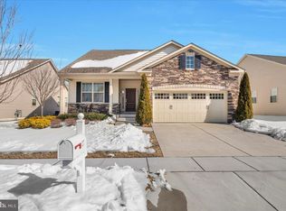 27 Ravenna Dr, West Berlin, NJ 08091