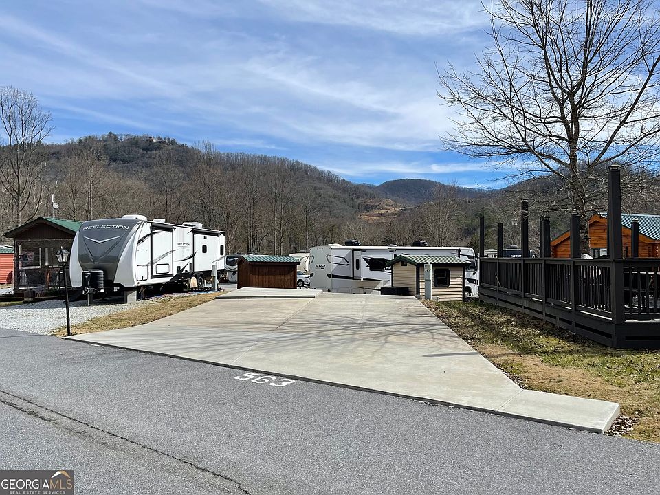 1st image of 563 River Vista Dr