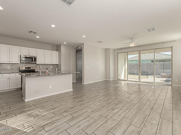 2nd image of 2885 W LYMAN Drive