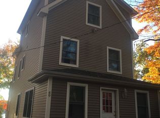 49 Day Point Rd, East Hampton, CT 06424