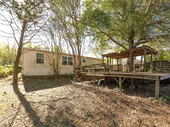604 Sanders Ln, Franklin, TX 77856