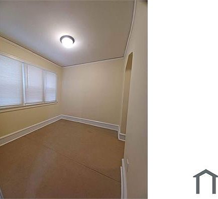 4th image of 939 N Church St #5