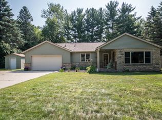 6218 N 103rd St, Milwaukee, WI 53225