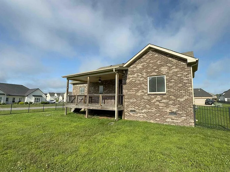 1441 Hereford Blvd — Photo 30
