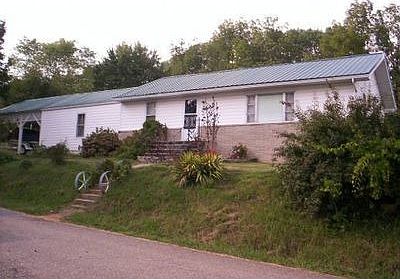 2nd image of 1728 Pendleton St