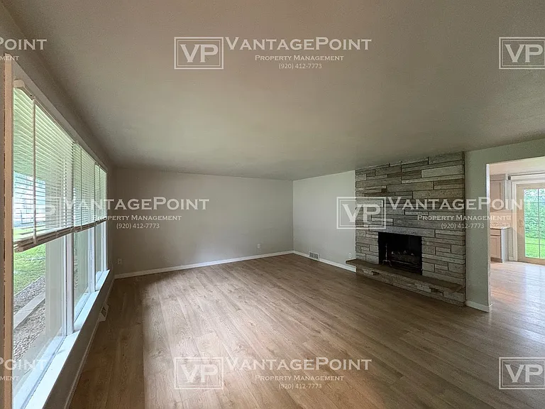 1643 Birchwood Dr — Photo 9