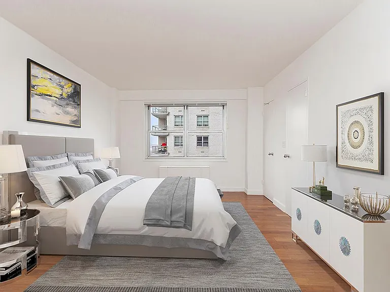 500 E 77th St #536 — Photo 3