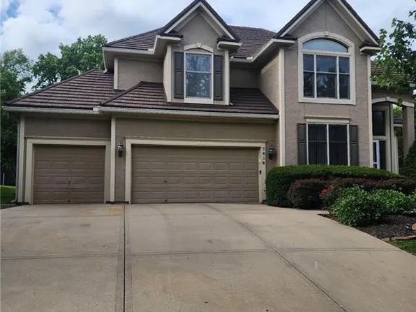 7816 W 147th Ter, Overland Park, KS 66223