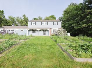 54 Mountain View Rd, Leominster, MA 01453