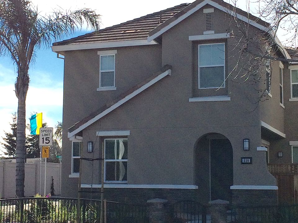 1st image of 520 Aspen Way