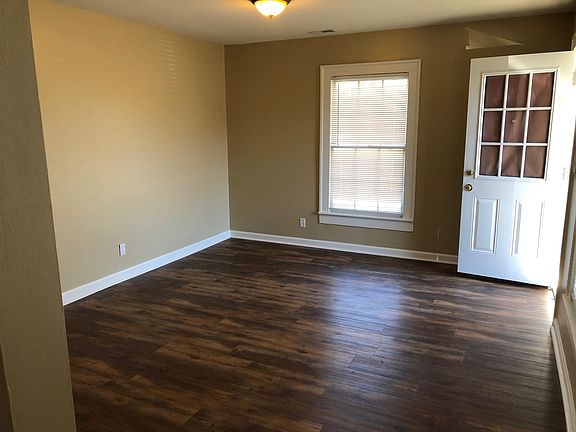 2nd image of 101 Vreeland St