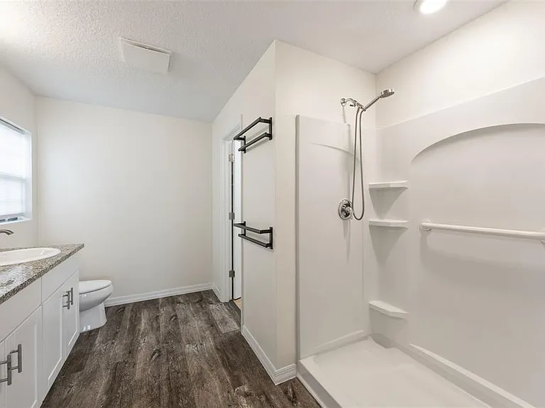 12401 Streambed Dr — Photo 15