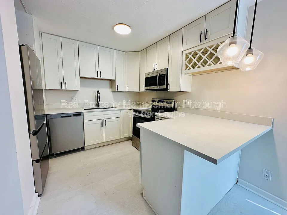 2121 Milligan Ave #6