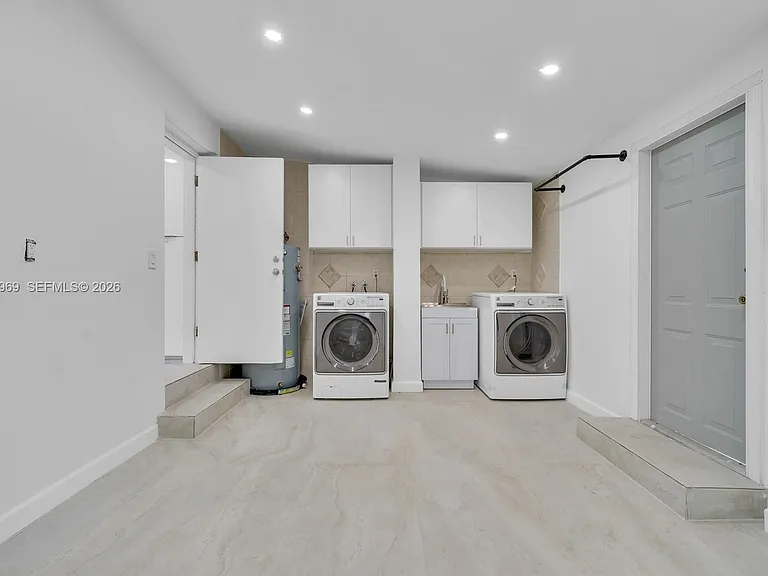 200 N Hibiscus Dr — Photo 43